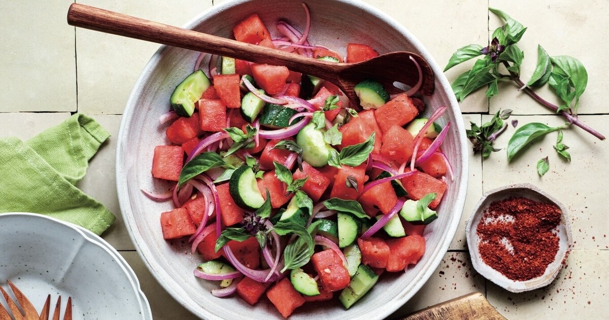 Elevate Your Fruit Salad: Tips for Balancing Flavors and Textures